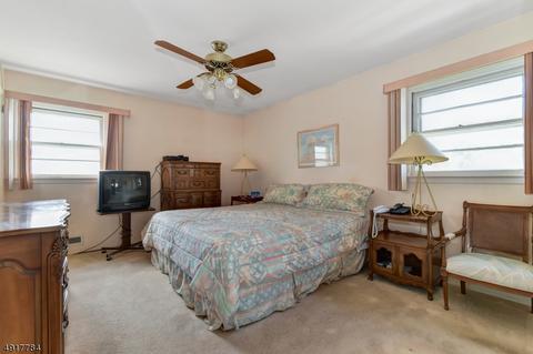 890 Gloucester Rd, Union, NJ 07083 photo 5