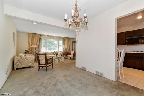 890 Gloucester Rd, Union, NJ 07083 photo 3