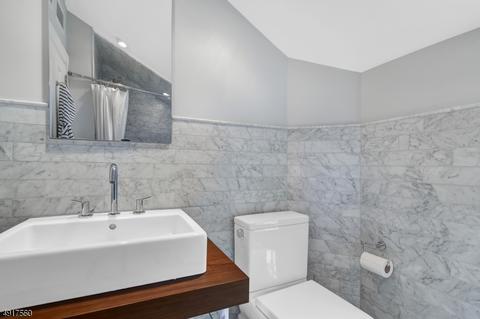 41 W Main St, Mendham, NJ 07945 photo 17