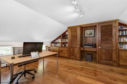 41 W Main St, Mendham, NJ 07945 photo 18