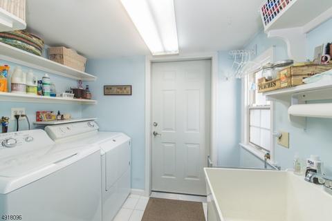 14 Surrey Dr, Wayne, NJ 07470 photo 21