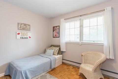 14 Surrey Dr, Wayne, NJ 07470 photo 19