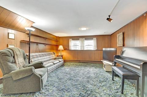 710 Evans St, Paramus, NJ 07652 photo 20