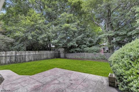710 Evans St, Paramus, NJ 07652 photo 25