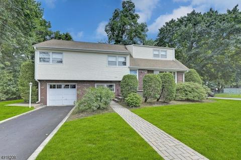 710 Evans St, Paramus, NJ 07652 photo 2
