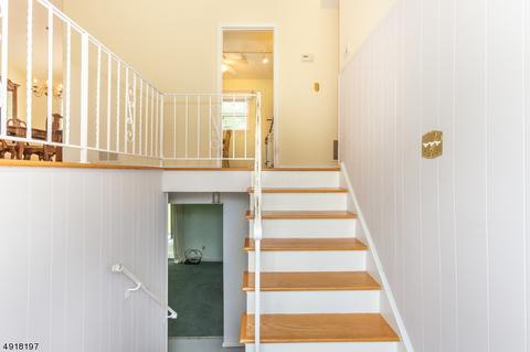 16 Palmer Dr, Wayne, NJ 07470 photo 17