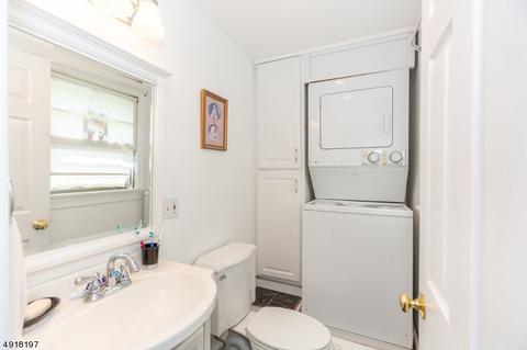 16 Palmer Dr, Wayne, NJ 07470 photo 13