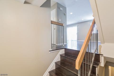 902 Madaline Dr, Avenel, NJ 07001 photo 7