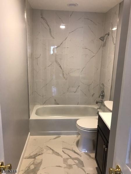 902 Madaline Dr, Avenel, NJ 07001 photo 4