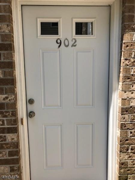 902 Madaline Dr, Avenel, NJ 07001 photo 3