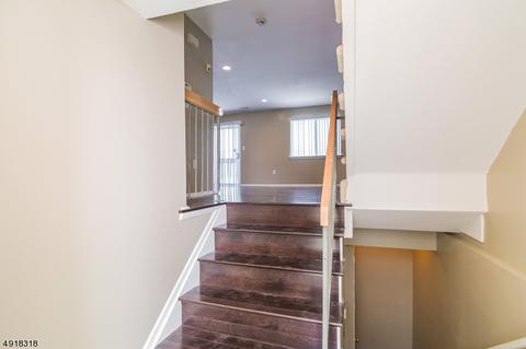 902 Madaline Dr, Avenel, NJ 07001 photo 17
