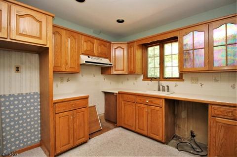 4 Bartles Ln, Flemington, NJ 08822 photo 4