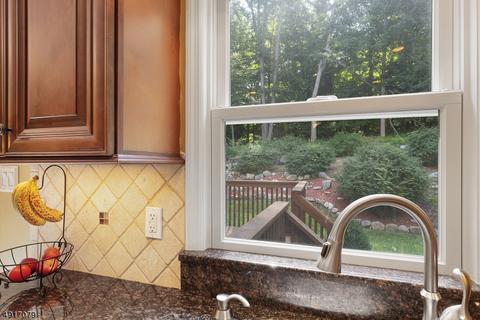 16 Colby Dr, Byram Township, NJ 07821 photo 12