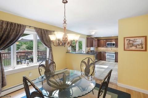 16 Colby Dr, Byram Township, NJ 07821 photo 7