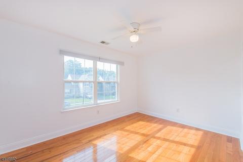 57 Saxton Dr, Hackettstown, NJ 07840 photo 20