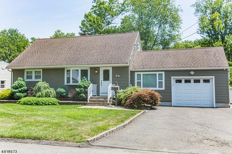 18 Ashwood Ln, Wayne, NJ 07470 photo 1