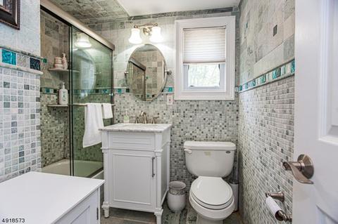 18 Ashwood Ln, Wayne, NJ 07470 photo 12