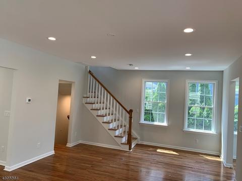 44 Funston Pl, Nutley, NJ 07110 photo 9