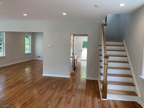 44 Funston Pl, Nutley, NJ 07110 photo 5