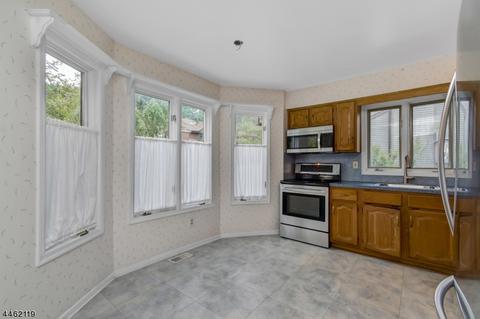 31 Valley View Dr, Bernards, NJ 07920 photo 3