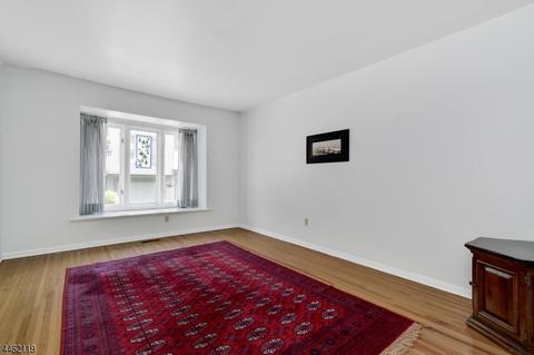 31 Valley View Dr, Bernards, NJ 07920 photo 5
