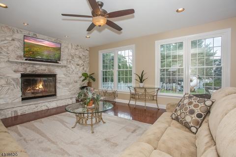 29 Almadera Dr, Wayne, NJ 07470 photo 5