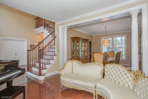 29 Almadera Dr, Wayne, NJ 07470 photo 3