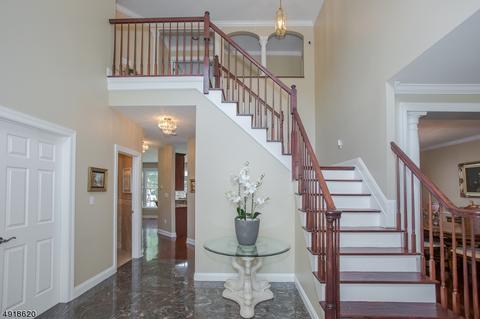 29 Almadera Dr, Wayne, NJ 07470 photo 2
