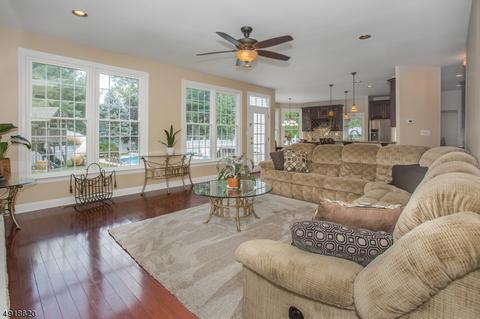 29 Almadera Dr, Wayne, NJ 07470 photo 6