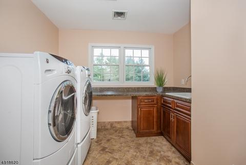 29 Almadera Dr, Wayne, NJ 07470 photo 17