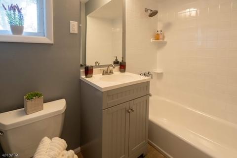 390 Harvey Pl, Plainfield, NJ 07062 photo 20