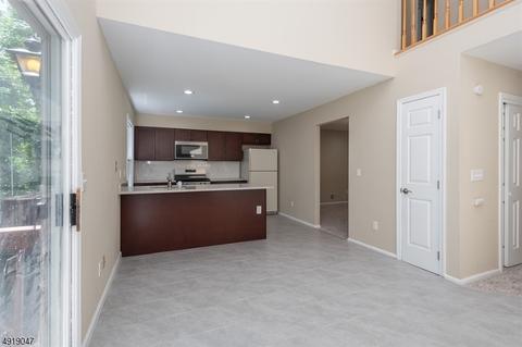 334 Carnegie Ct, Hackettstown, NJ 07840 photo 12