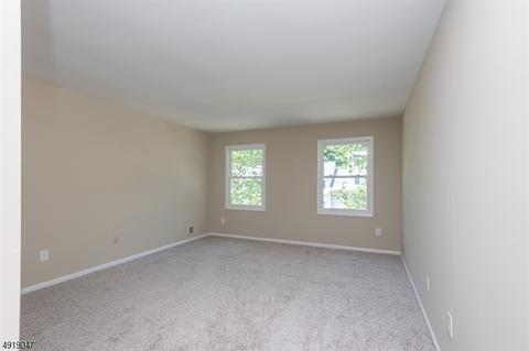 334 Carnegie Ct, Hackettstown, NJ 07840 photo 15