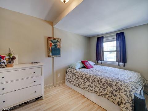 513 Post Ave, Lyndhurst, NJ 07071 photo 9