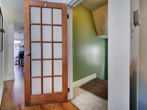 513 Post Ave, Lyndhurst, NJ 07071 photo 8