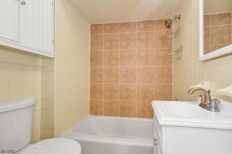 480 Walnut St, Nutley, NJ 07110 photo 12