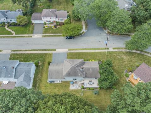 28 Berry Dr, Wayne, NJ 07470 photo 23