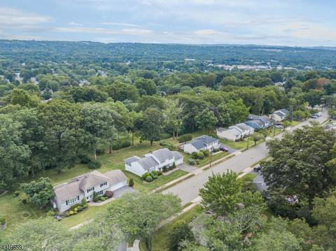 28 Berry Dr, Wayne, NJ 07470 photo 25
