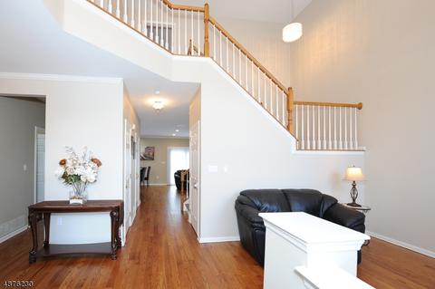 2 Cambridge Pl, Wayne, NJ 07470 photo 6