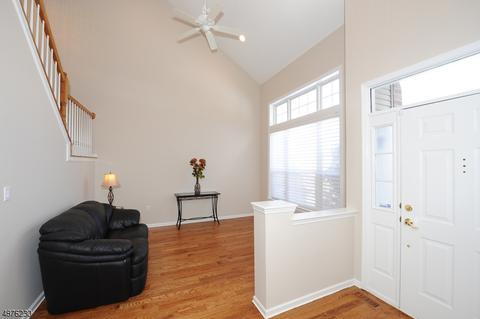 2 Cambridge Pl, Wayne, NJ 07470 photo 9