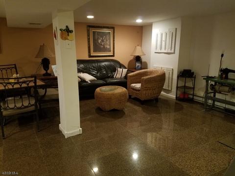 21 Brook St, Hackensack, NJ 07601 photo 15