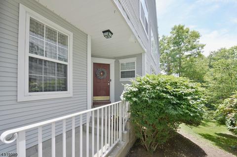 167 Warbler Dr, Wayne, NJ 07470 photo 1