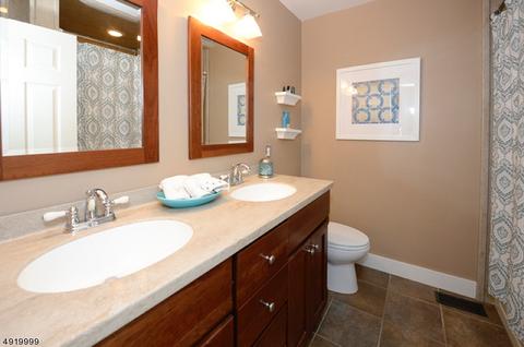 167 Warbler Dr, Wayne, NJ 07470 photo 21
