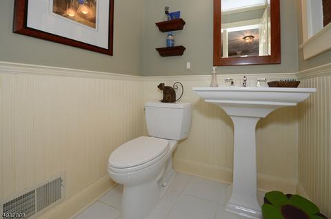 167 Warbler Dr, Wayne, NJ 07470 photo 8