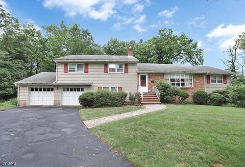 294 Maril Ct, Paramus, NJ 07652 photo 22