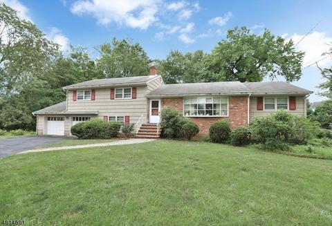 294 Maril Ct, Paramus, NJ 07652 photo 1