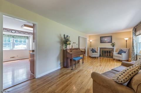 524 Spring Valley Dr, Bridgewater, NJ 08807 photo 5
