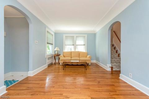 111 Cedar St, Nutley, NJ 07110 photo 3