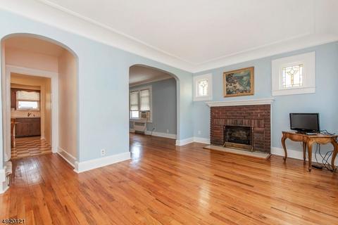 111 Cedar St, Nutley, NJ 07110 photo 4