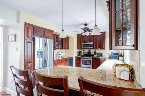 66 Braemar Dr, Wayne, NJ 07470 photo 9